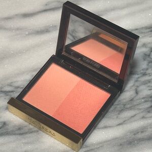 Tom Ford Shade & Illuminate Blush Shade: 04 Cherry Blaze
